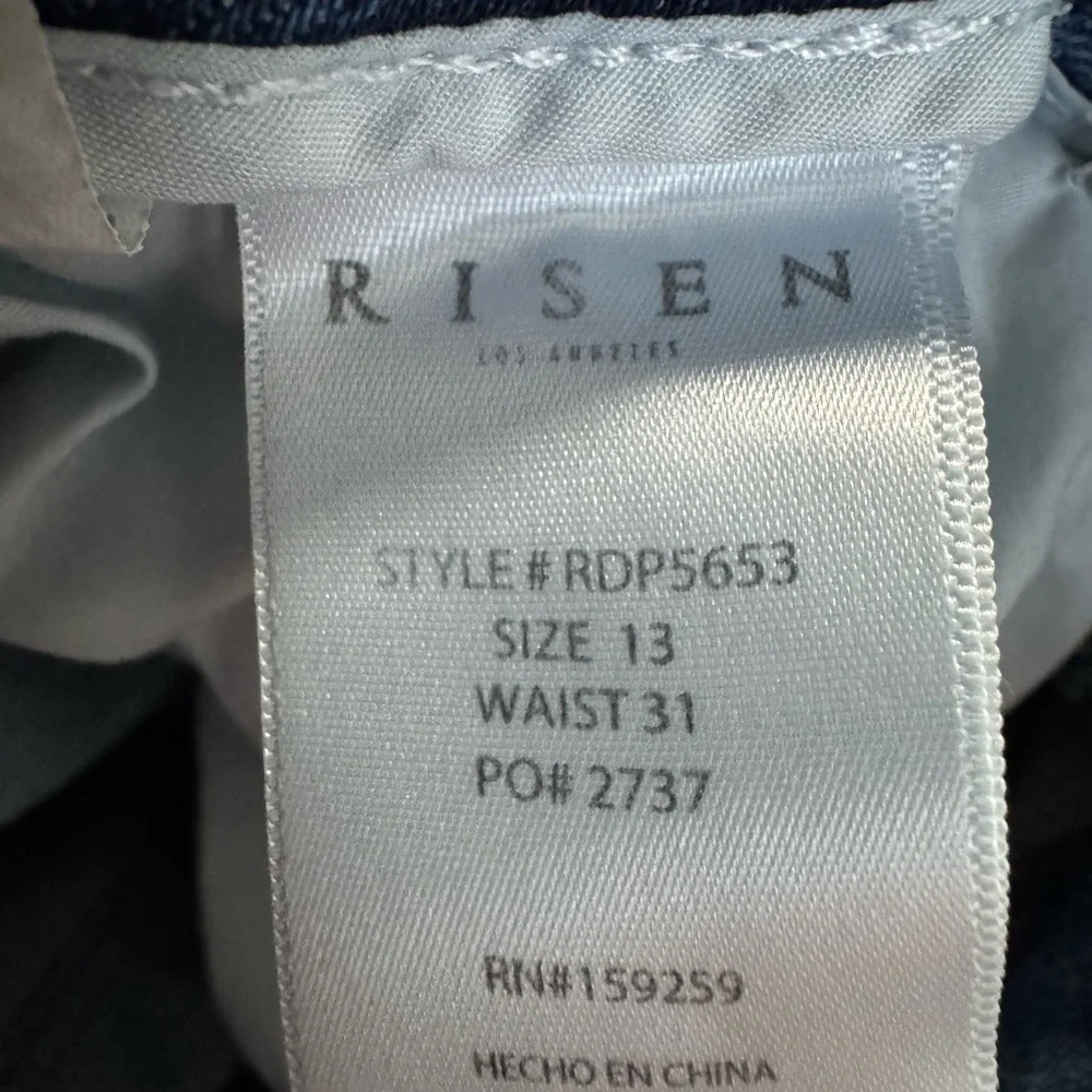 Classic Blue Women's Cropped Jeans